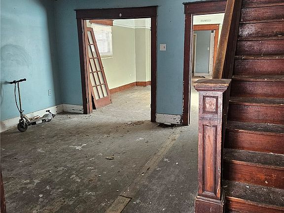 2nd image of 1728 3rd Ave
