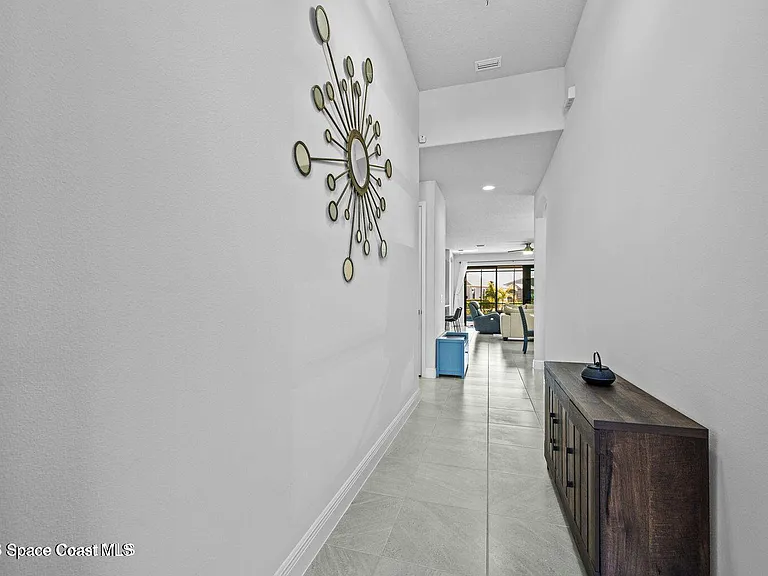8108 Dobre Way — Photo 6