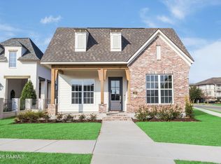 100 Keelingwood Ln, Lafayette, LA 70507