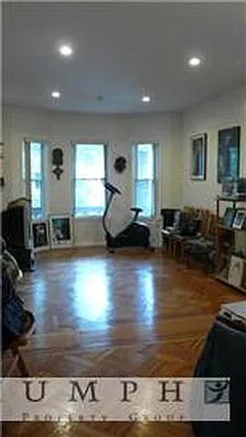 Rented by Triumph Property Group | media 4