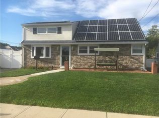 98 Hickory St, Carteret, NJ