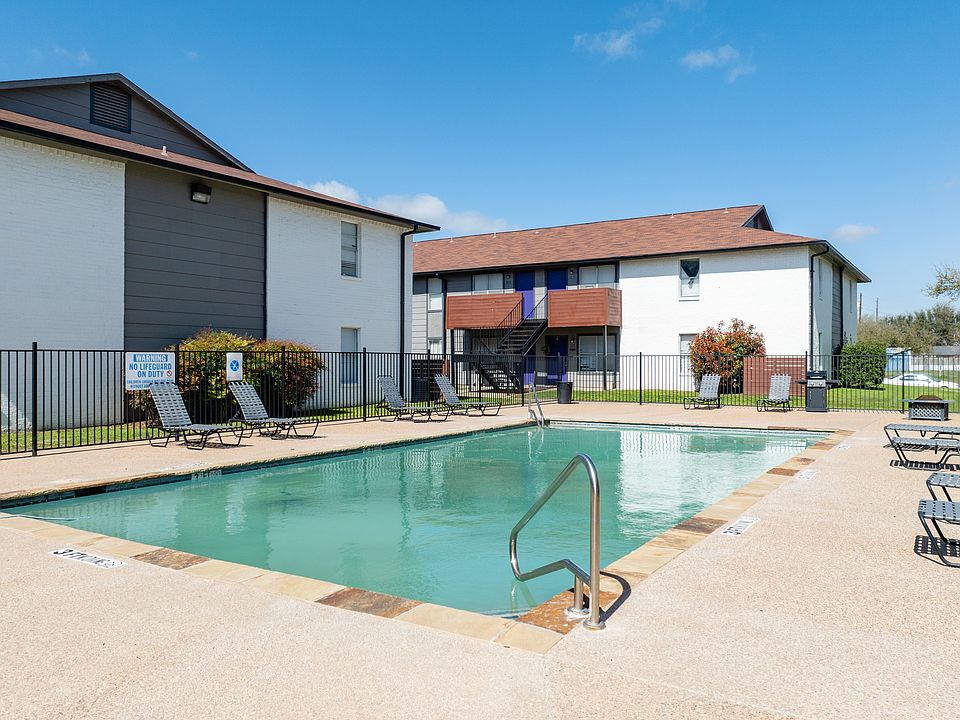 1st image of 100 Bluebonnet St #104