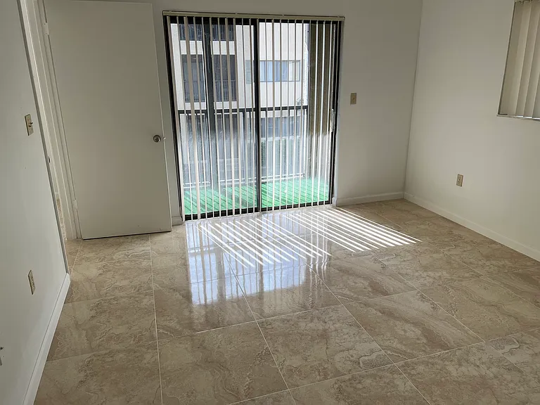 2445 SW 18th Ter #1105 — Photo 31