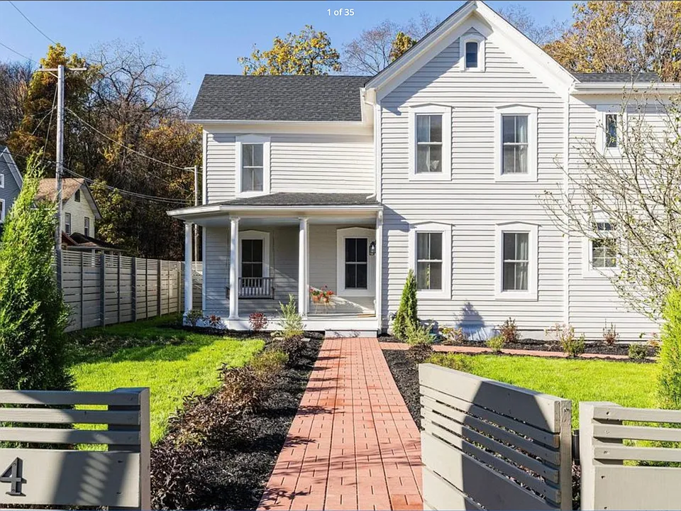 344 Center St