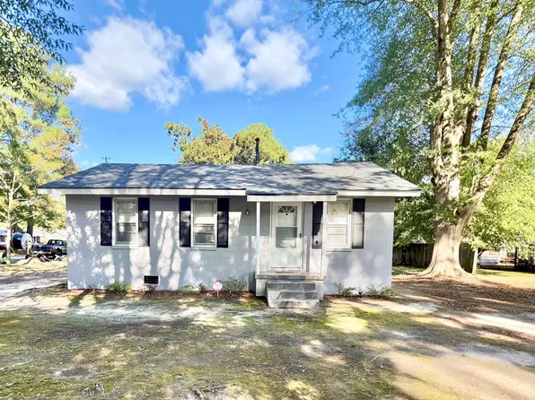 201 Viverette Ave, Battleboro, NC 27809