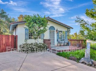 1129 Rising Hill Way, Escondido, CA 92029