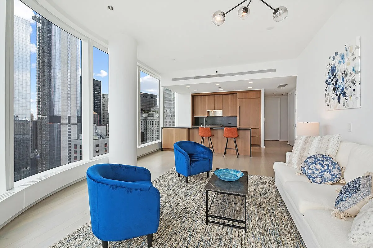 50 West St APT 43D photo 1
