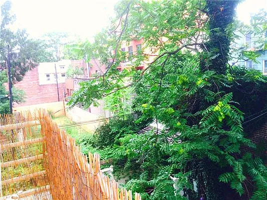 Rented by Kian Realty | media 14