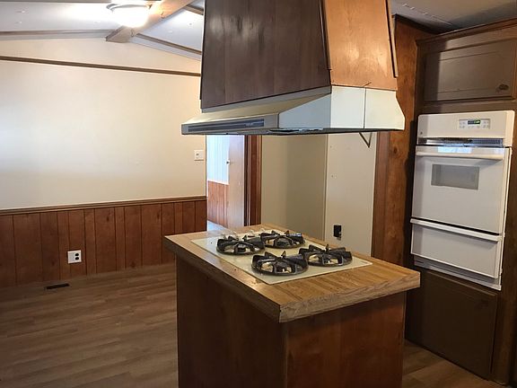 4th image of 214 Valley View Dr #214