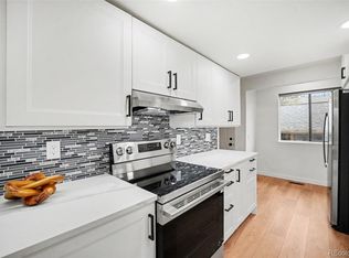 8711 Carr Loop, Arvada, CO 80005