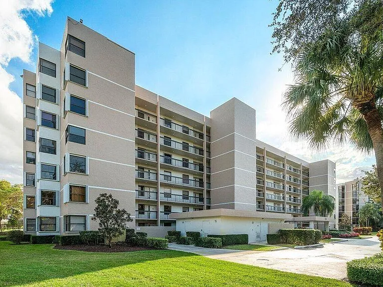 6530 Boca Del Mar Dr #336 — Photo 1