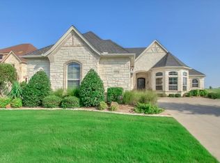 2204 Vienna Dr, Granbury, TX 76048