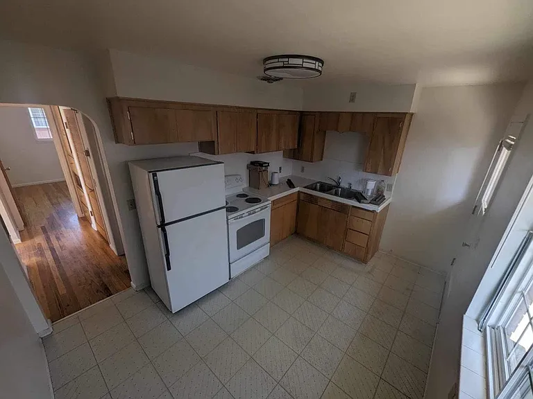 414 W Pueblo St — Photo 3