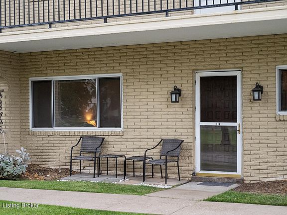 2nd image of 119 Casa Bella Ct