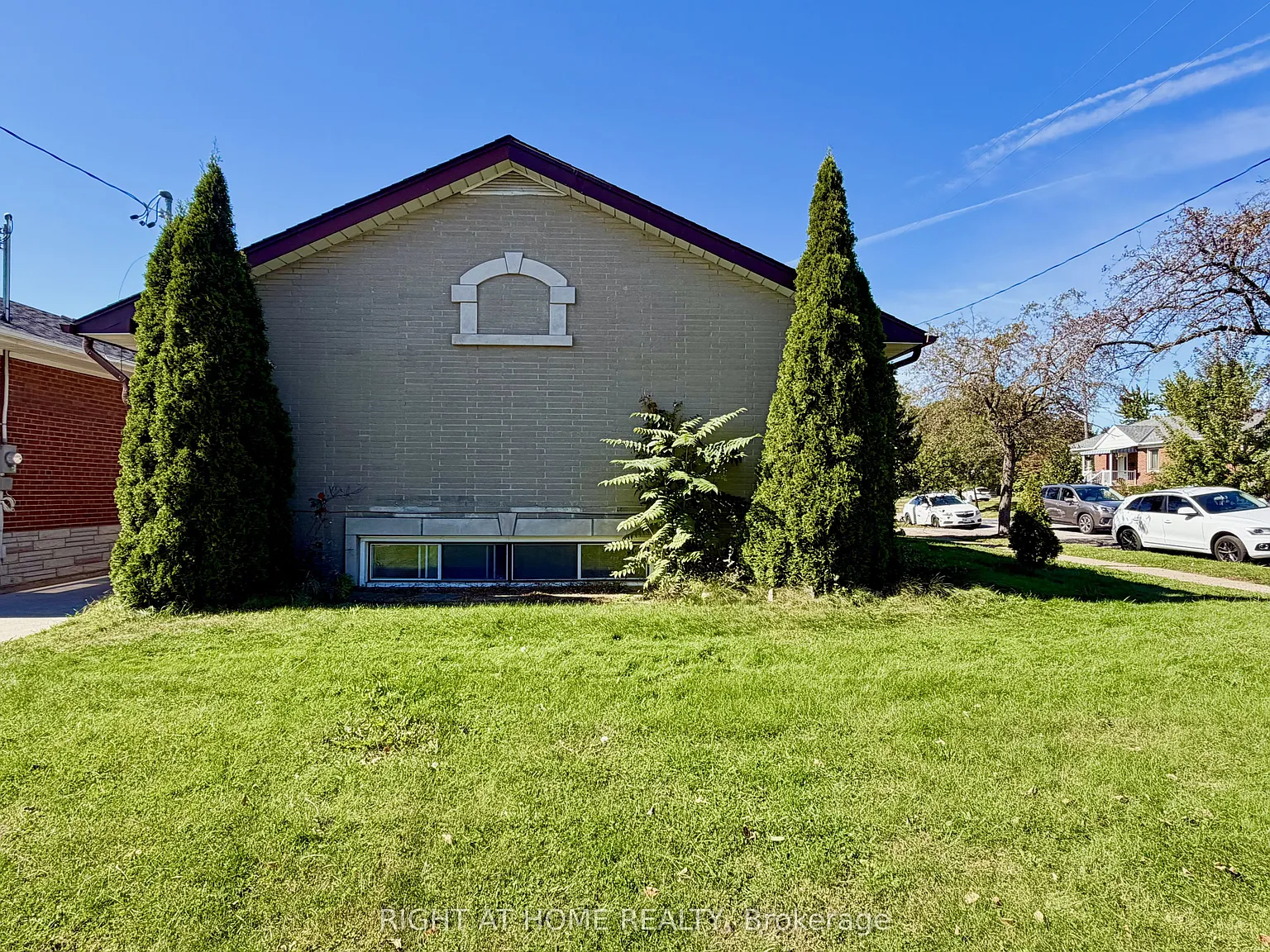 3 bed, $3,100 — Photo 2