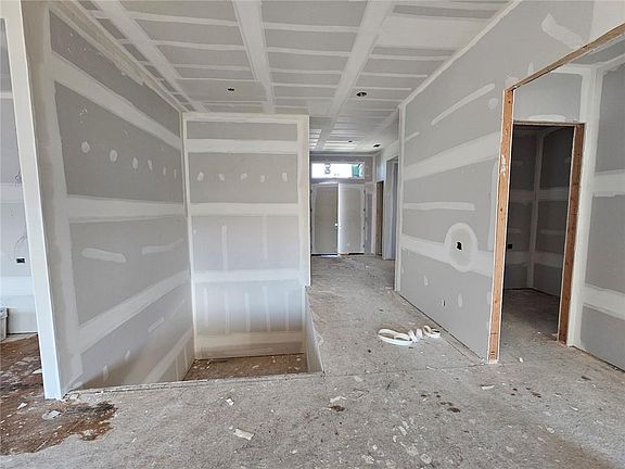 5th image of 23955 W 113th Ter