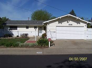 2nd image of 4049 Phoenix St