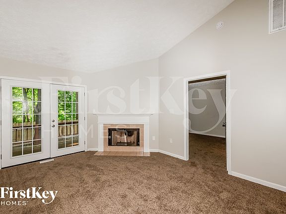 5th image of 8748 Woodpointe Cir