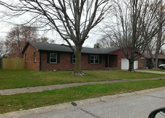 1st image of 7728 Hollybrook Ln