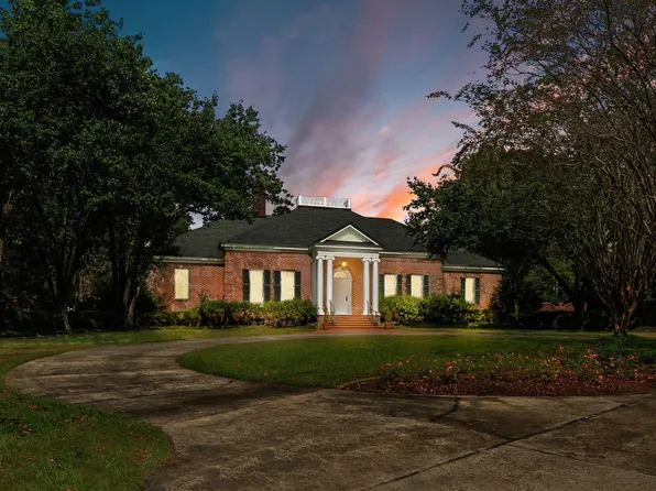 1403 Church St, Columbia, MS 39429