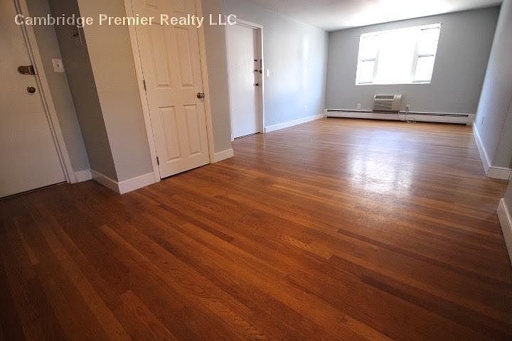 2nd image of 130 Broadway
