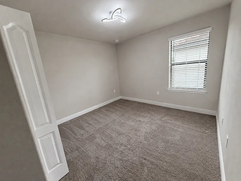 170 Mitchells Mnr — Photo 19