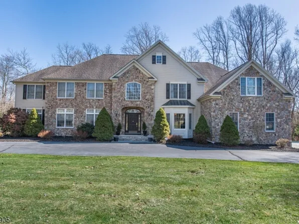 4 Shadowbrook Way, Randolph Twp., NJ 07945