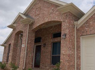 3945 Hunter Peak Rd, Roanoke, TX 76262