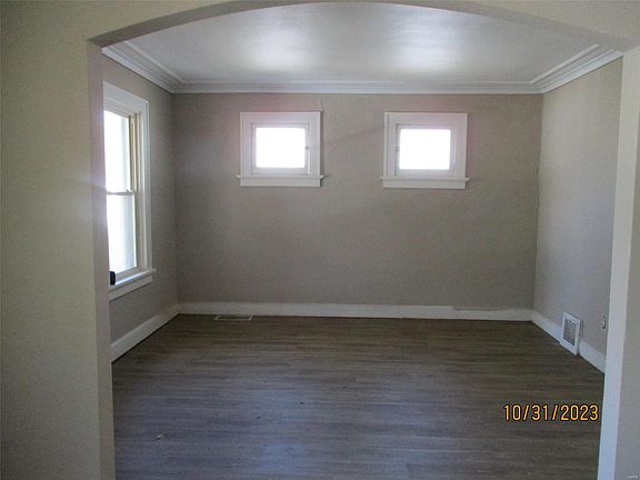2nd image of 3340 Werder Dr