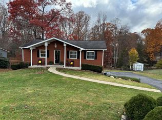 200 Redbud Dr, Beckley, WV 25801