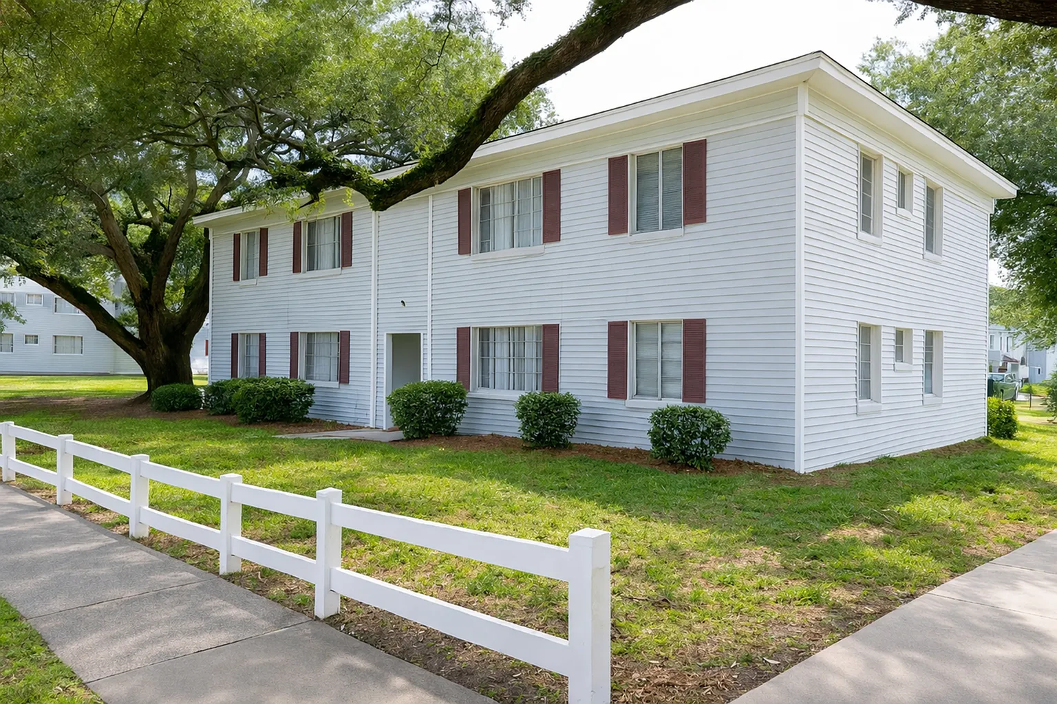 Sedgefield Apartments — Photo 1