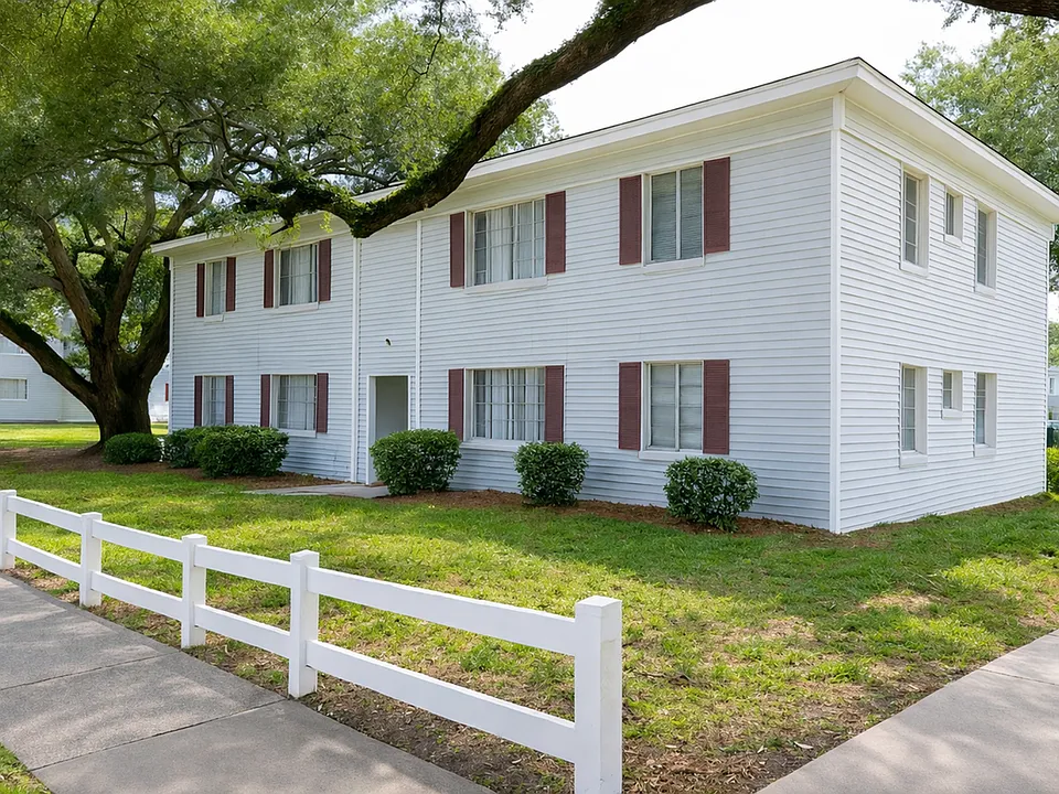 Sedgefield Apartments