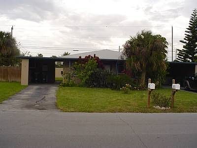 1st image of 395 Cinnamon Dr