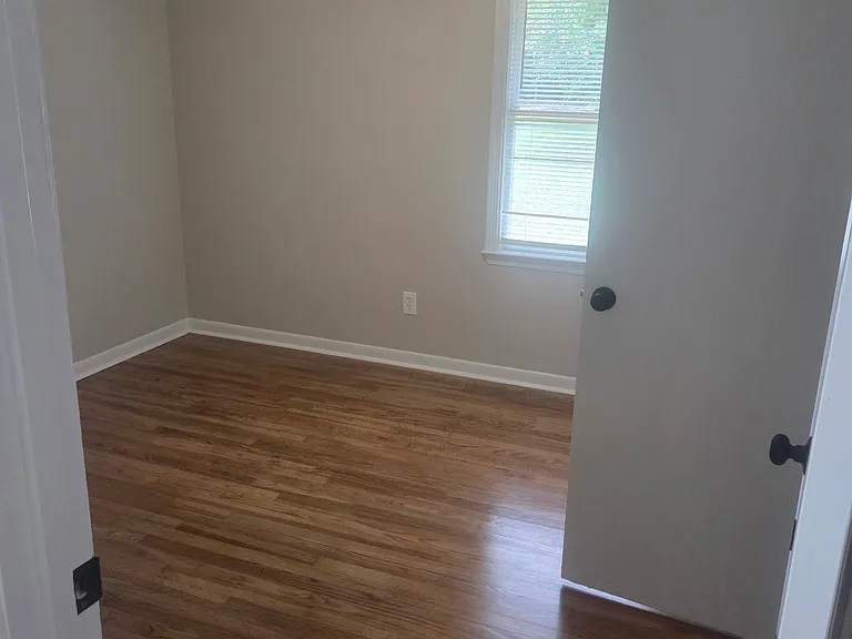 181 Moss Rd — Photo 11