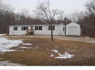 40 Water St, Mechanic Falls, ME 04256