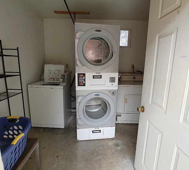 Salem VA 1 Bdrm Apt — Photo 5