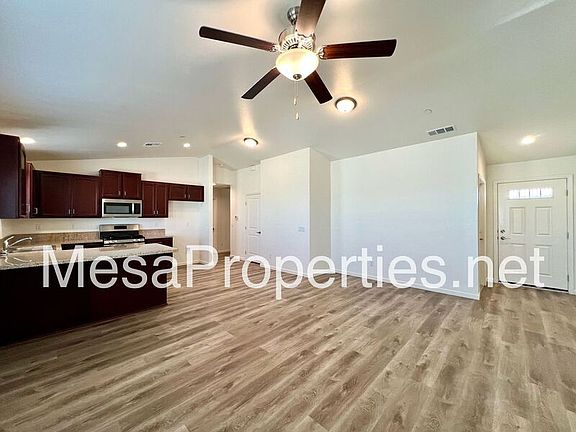 4th image of 9550 Tamarisk Ave Unit 106