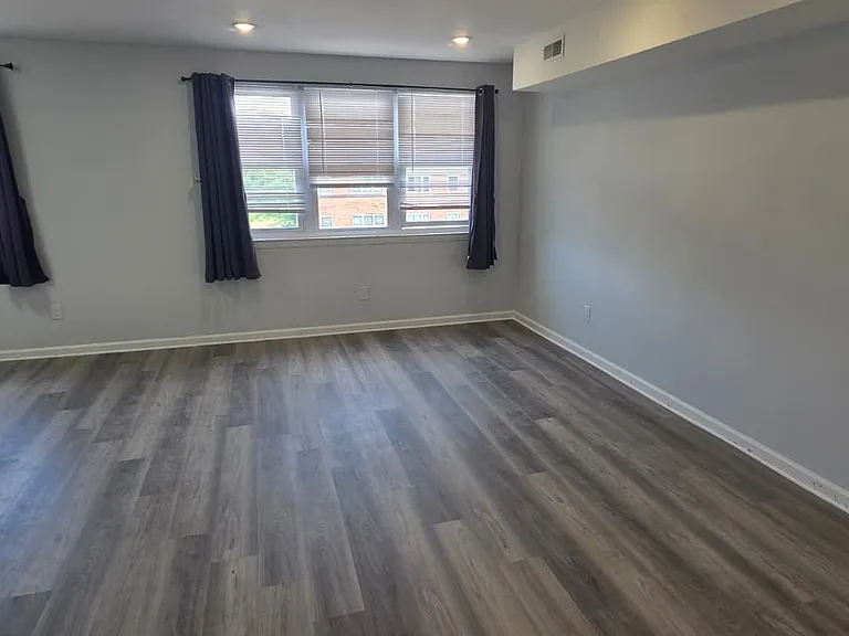 10845 Rennard St #2 — Photo 3