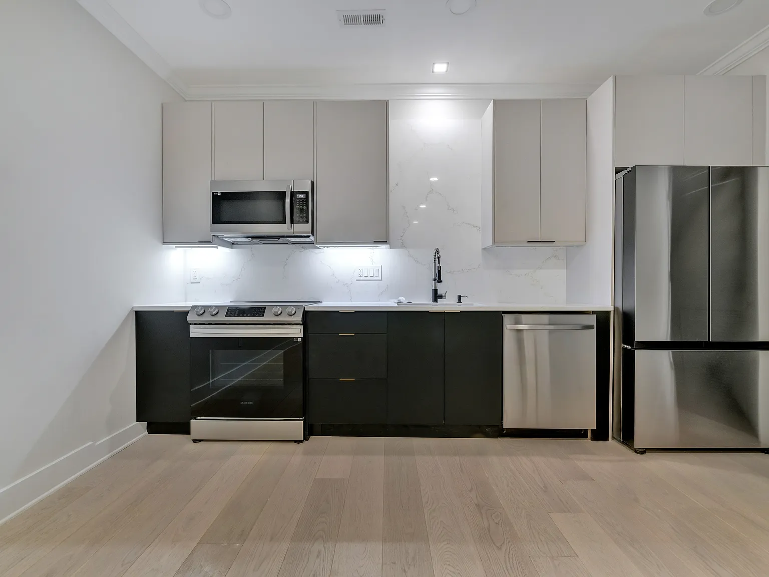 1 bed, 547 sqft, $1,700 — Photo 1