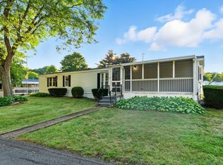 26 Clayton Dr, West Springfield, MA 01089