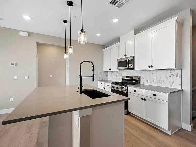 16335 Askins Loop #N1 — Photo 4