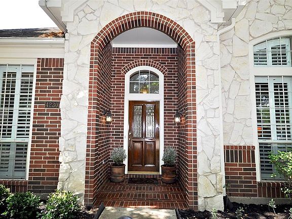 2nd image of 4230 Lake Terrace Ct