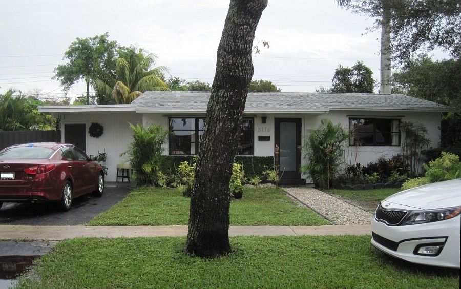 1st image of 5116 SW 93rd Ave