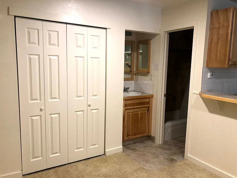 2000 Canyon Blvd — Photo 12