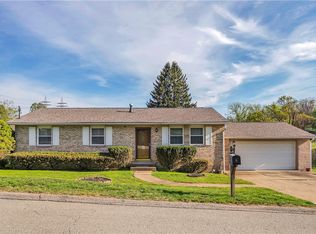 220 Hamilton Dr, Pittsburgh, PA 15235