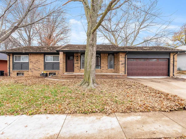 213 Centennial Rd, Mulvane, KS 67110