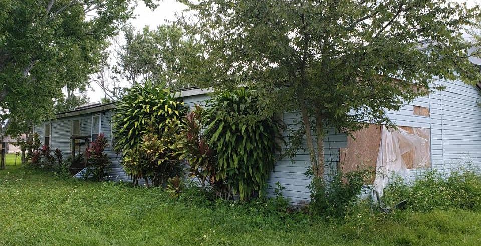 2nd image of 3806 SW 16th Ave