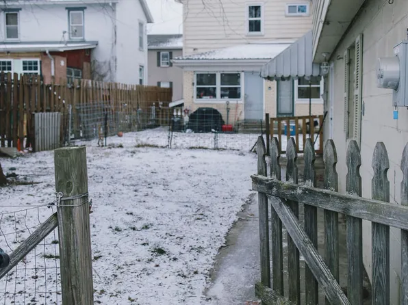 114 Thompson Street, 114 Thompson St, Latrobe, PA 15650