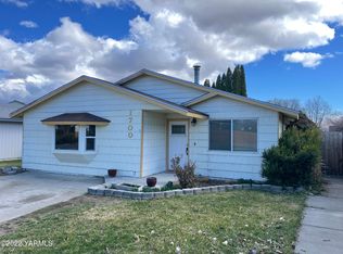 1700 Parsons Loop, Yakima, WA 98908