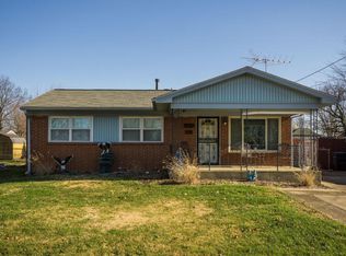 530 Blossom Rd, Louisville, KY 40229